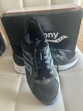 Saucony Cohesion 14 Women's athletic Running Sneakers shoes size 8 M New w/ box